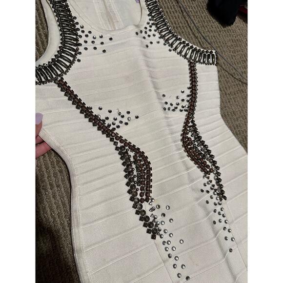 Herve Leger Dress White Suriya Alabaster Silver Beaded XS NWT - Picture 3 of 10